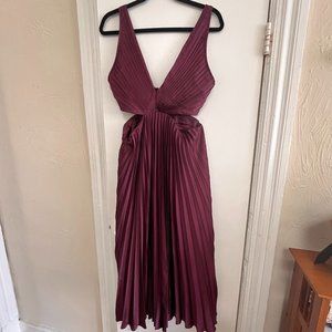 New! Abercrombie Giselle Pleated Cutout Maxi Dress